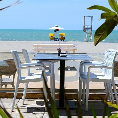 Hotel Andi Durrës Exterior foto